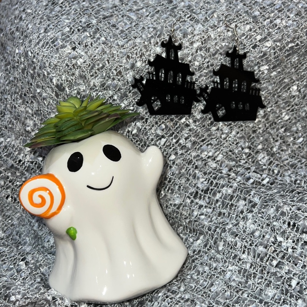 🎃👻Halloween Haunted House Earrings🎃👻